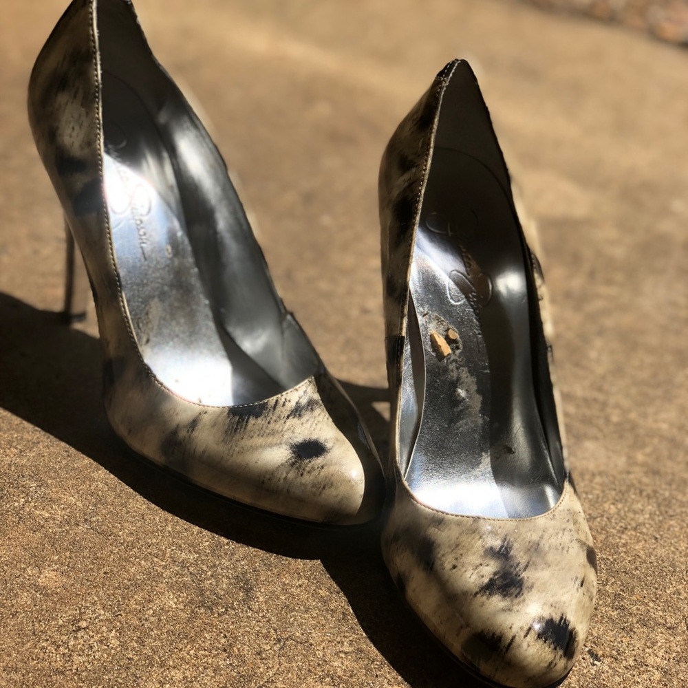 Jessica Simpson pumps for sale